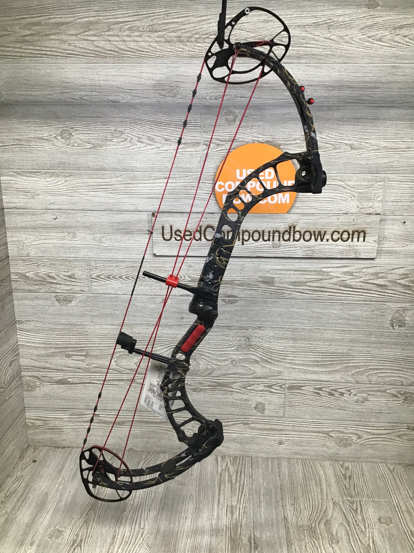 NEW PSE full throttle 27.5 70# Skullworks camo Right Handed