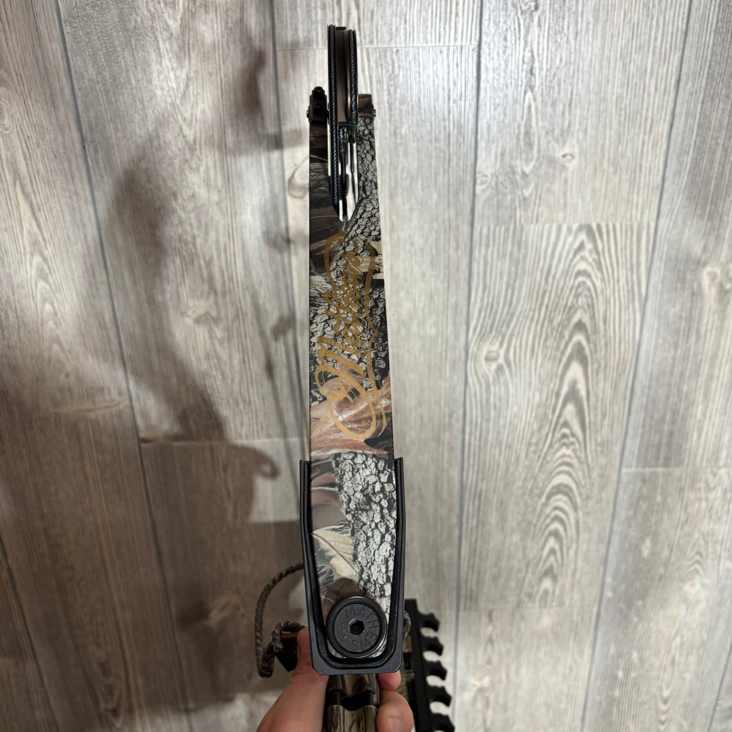 Used Mathews Switchback RH 26" 70lb Camo Package