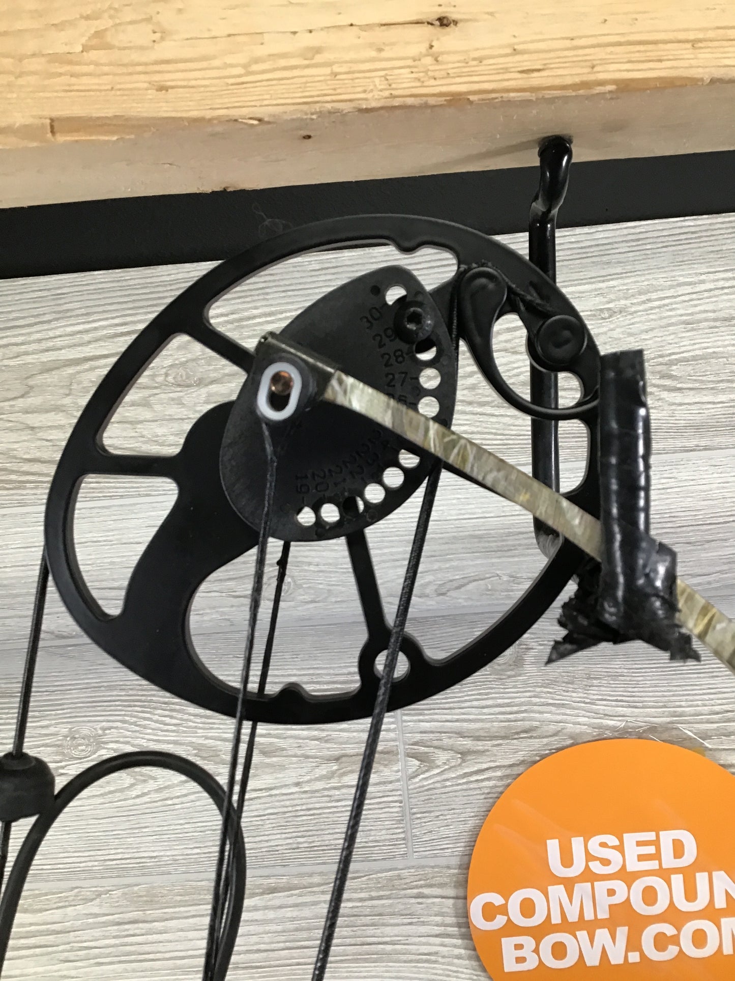 Used Mission Craze RH 29"/70 lb Package