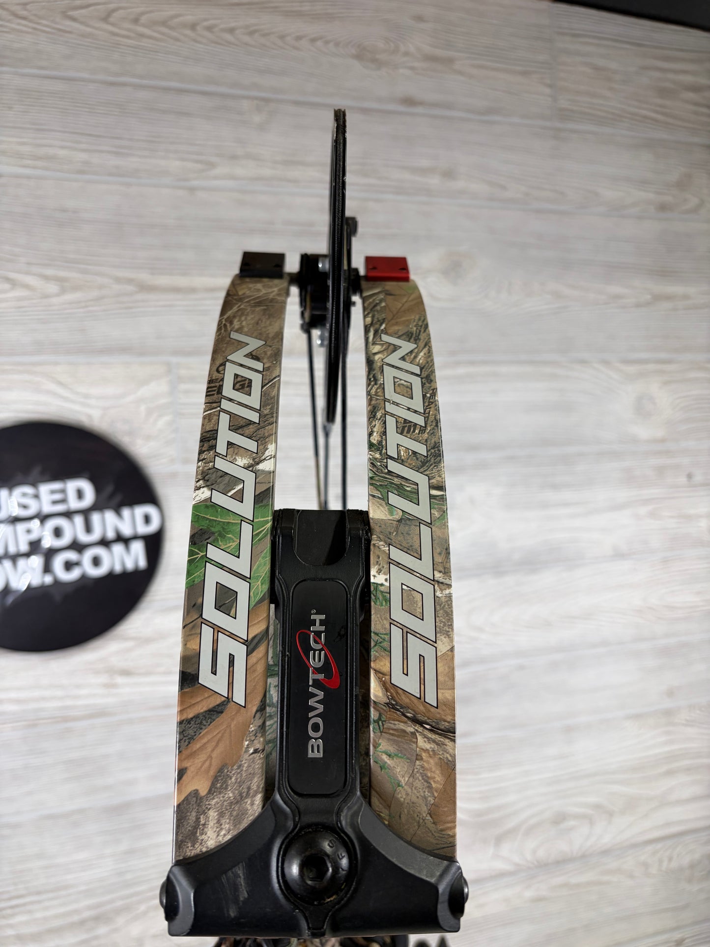 Bowtech Solution Realtree 50-60# Package Right Hand