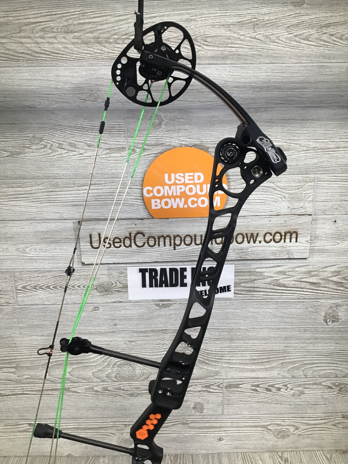 Used Mathews TRX 38 GEN 1 Black 70/28/80%