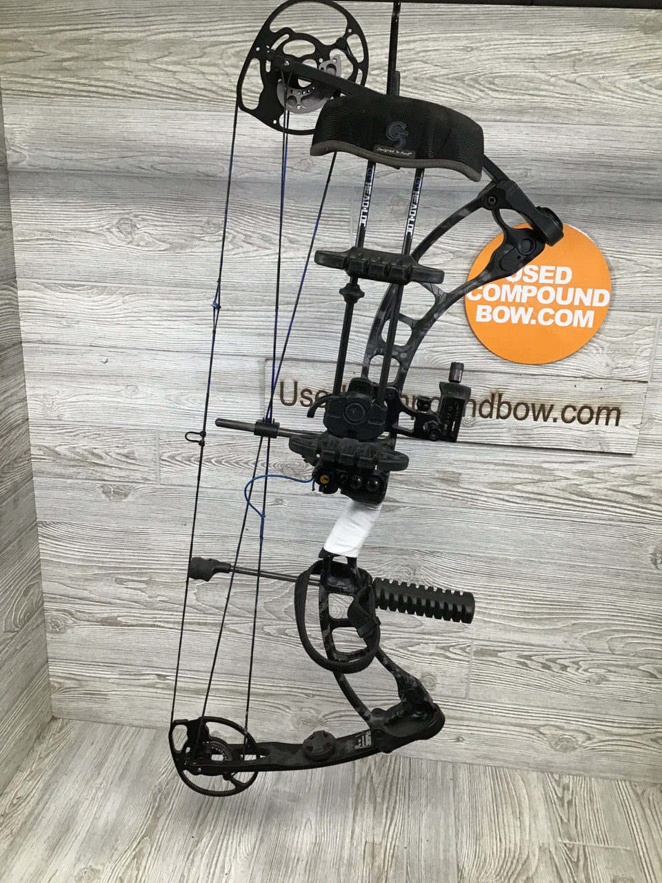 Quest AMP RH 40-70lbs 26.5-31 Package