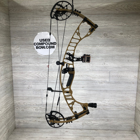 Used Hoyt Ventum 31 Right Handed Bourbon Package