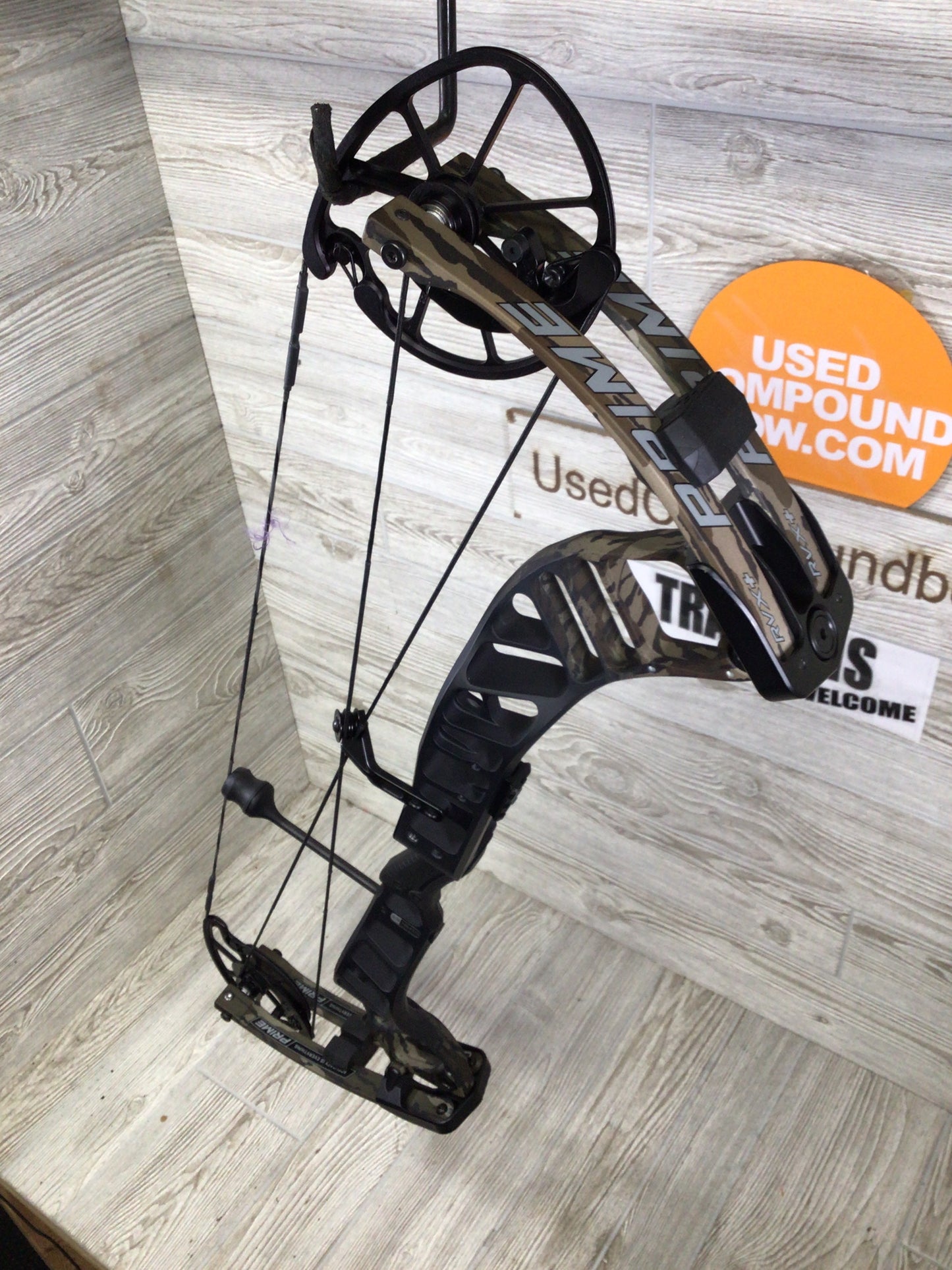 Prime RVX+ 2 Right Handed 60-70# Fade Black- Bottomlands
