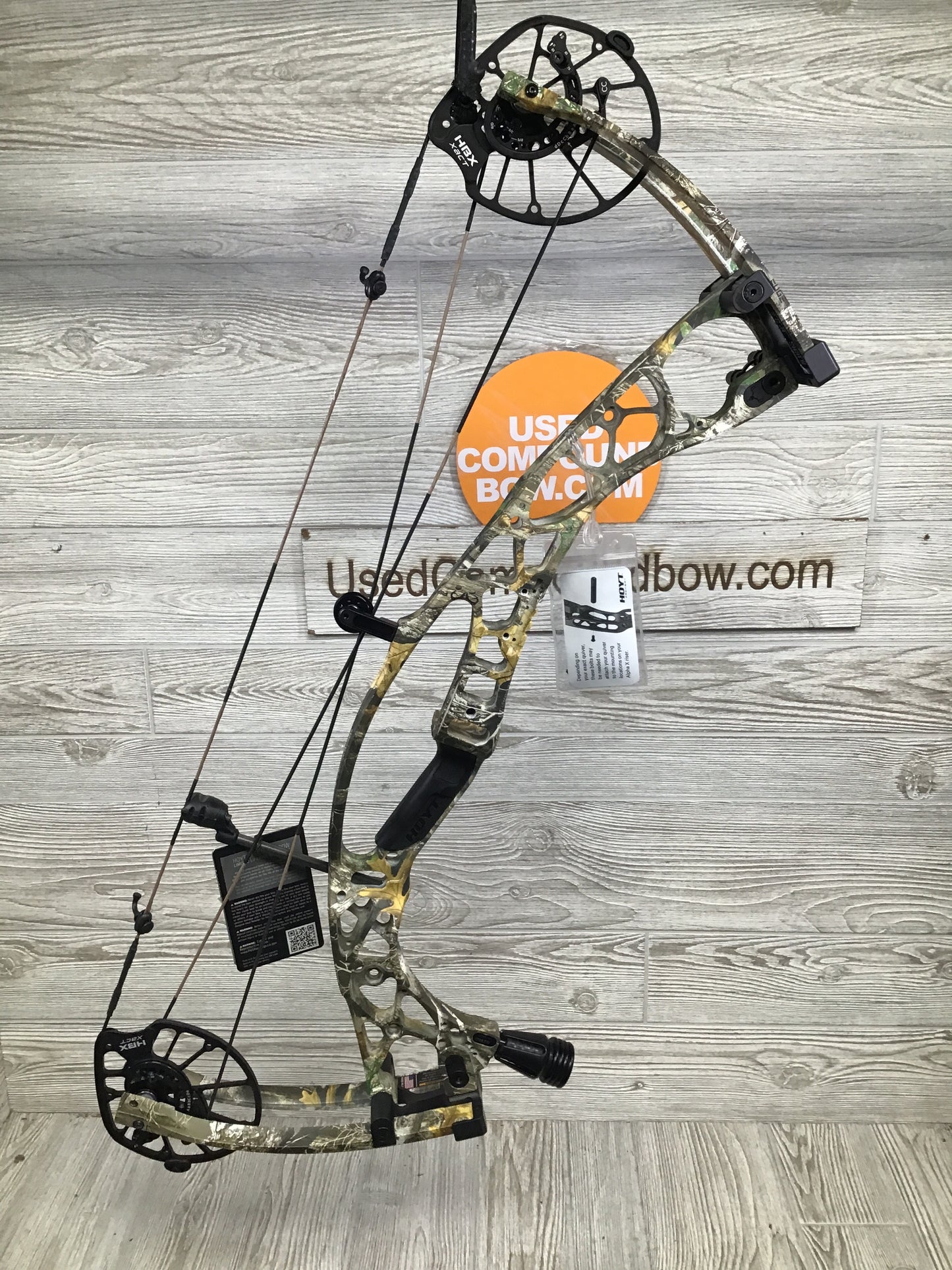 New Hoyt Alpha X 30 Realtree Edge 50-60# 25" - 30" Right Hand