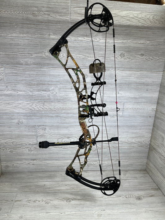 Elite Ritual 35 Package RH 60-70# 25.5-30" Realtree