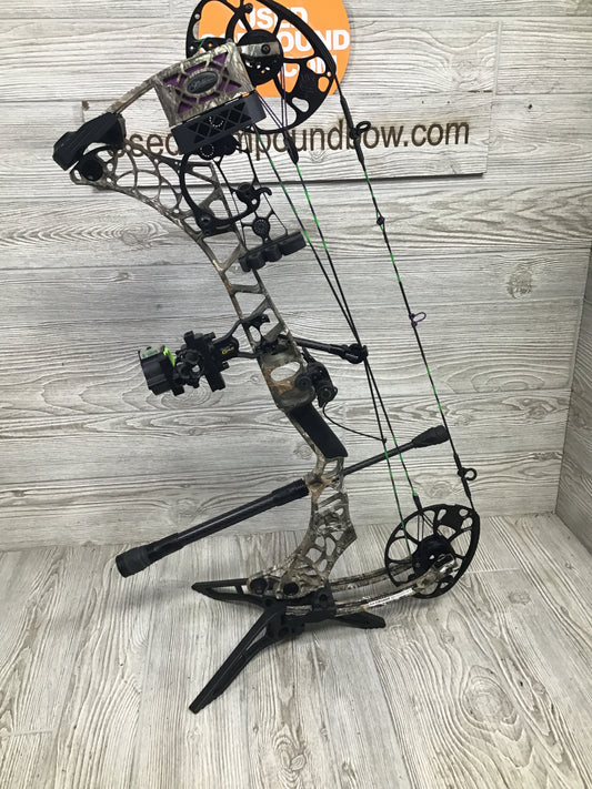 Used Mathews V3 27 LH Realtree Hunting Package