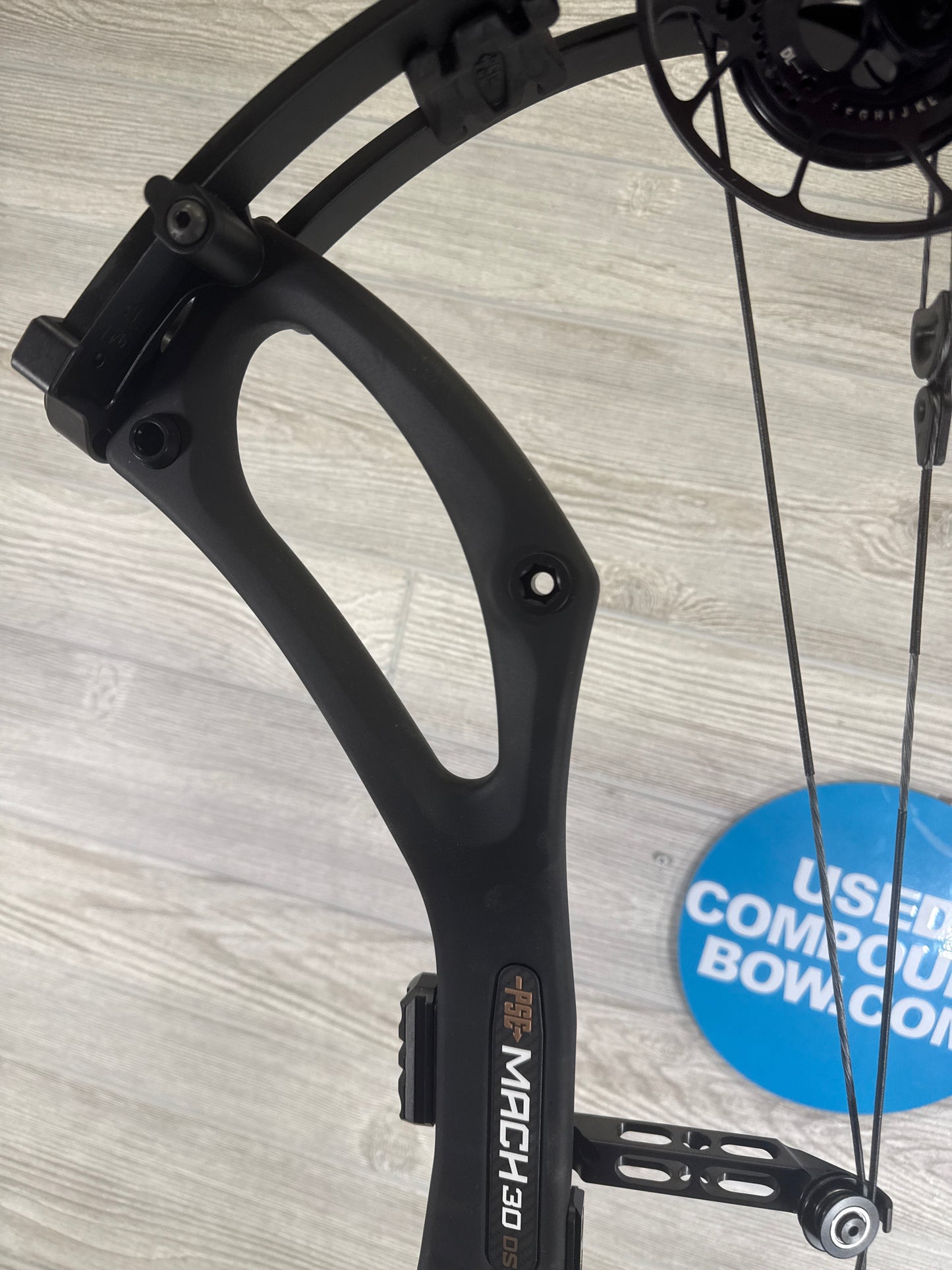 Used PSE Mach 30 DS EC2 Black Right Handed 24.5-30" 60/70#