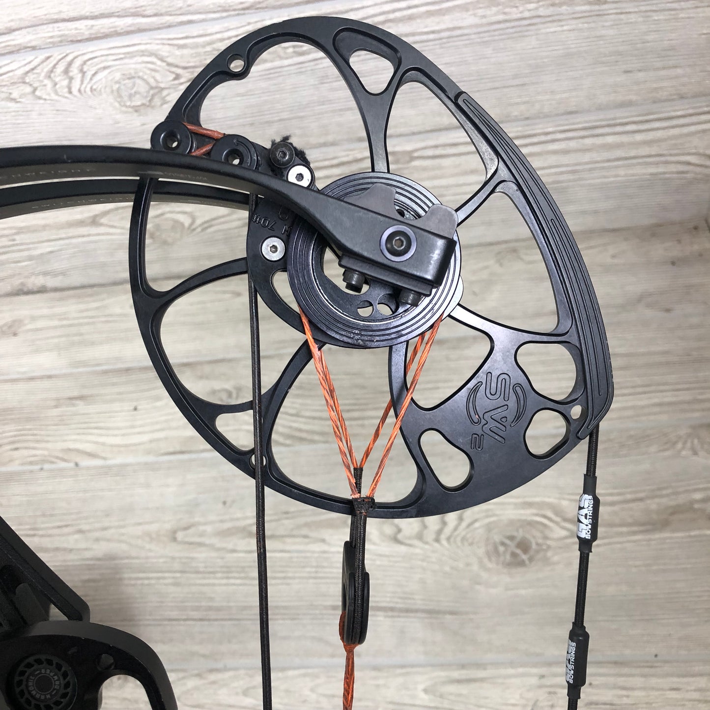 Used Mathews V3 31 Left Hand Black Package CF