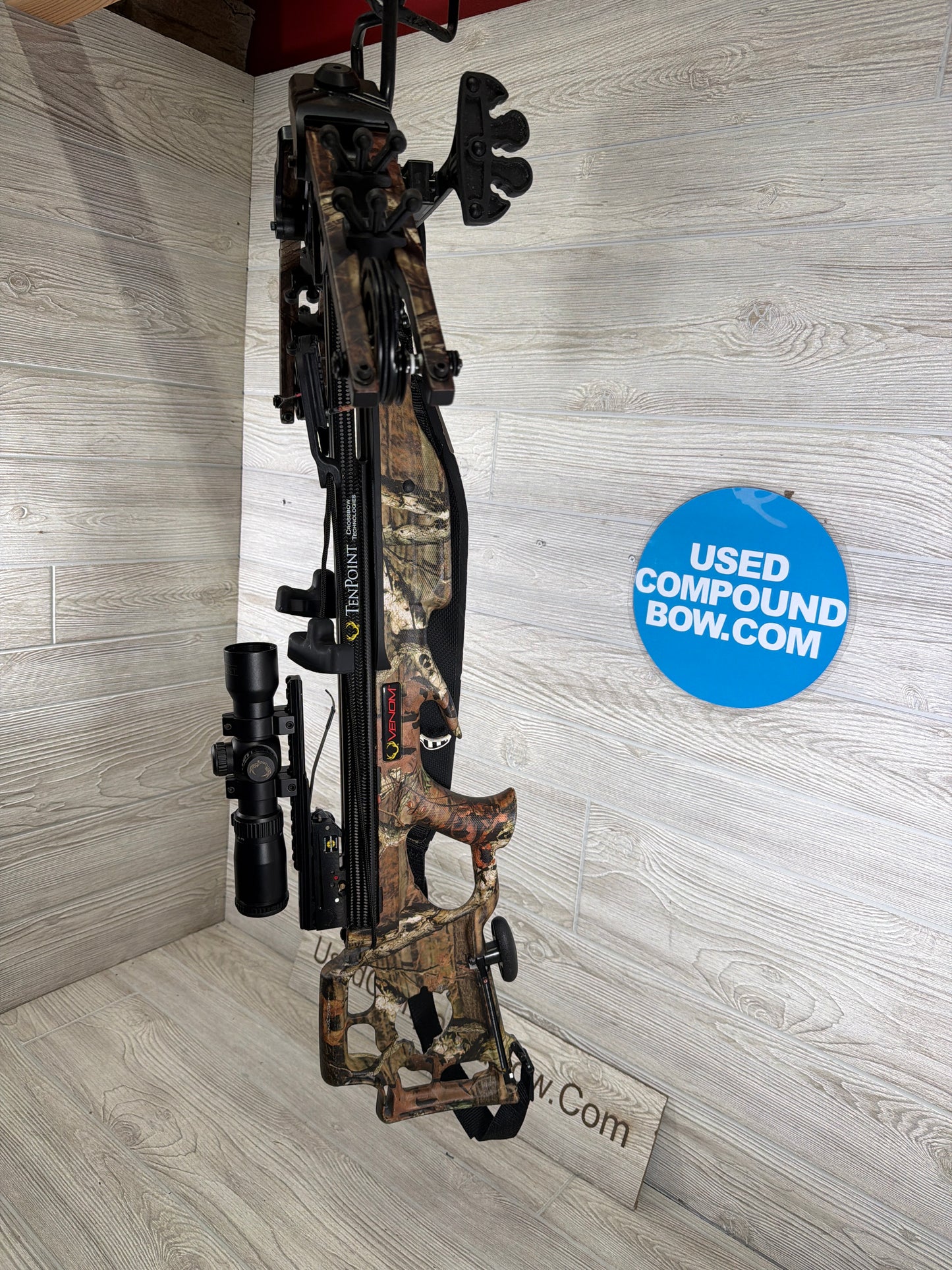 Used Tenpoint Venom HAND DRAW Camo Crossbow