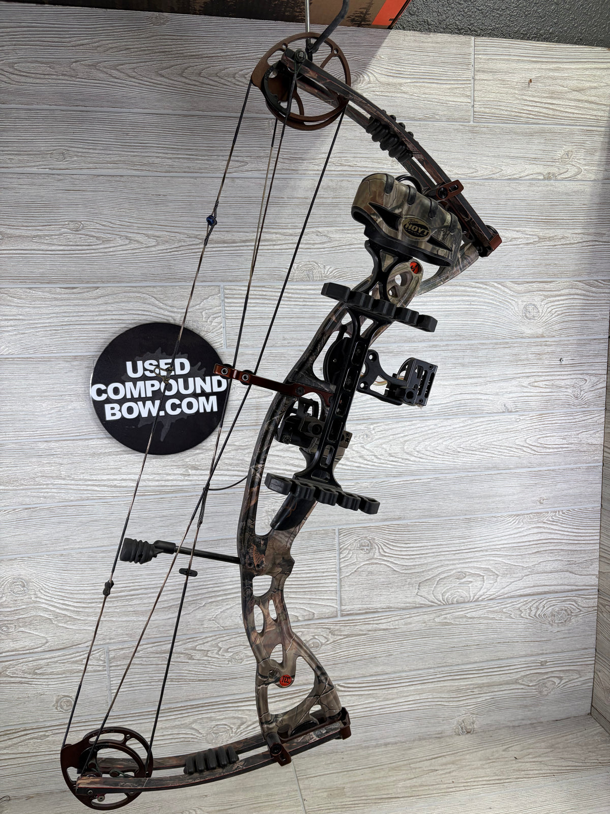 Used Hoyt Rampage XT RH PKG 29" 50-60lbs