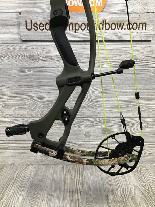 Hoyt RX-9 Right Handed Wilderness/Subalpine Limbs 70lbs 25-30" Bow