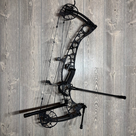 Used Hoyt Alpha AX-2 32 LH 50lb Black with Accessories + Gas String Set