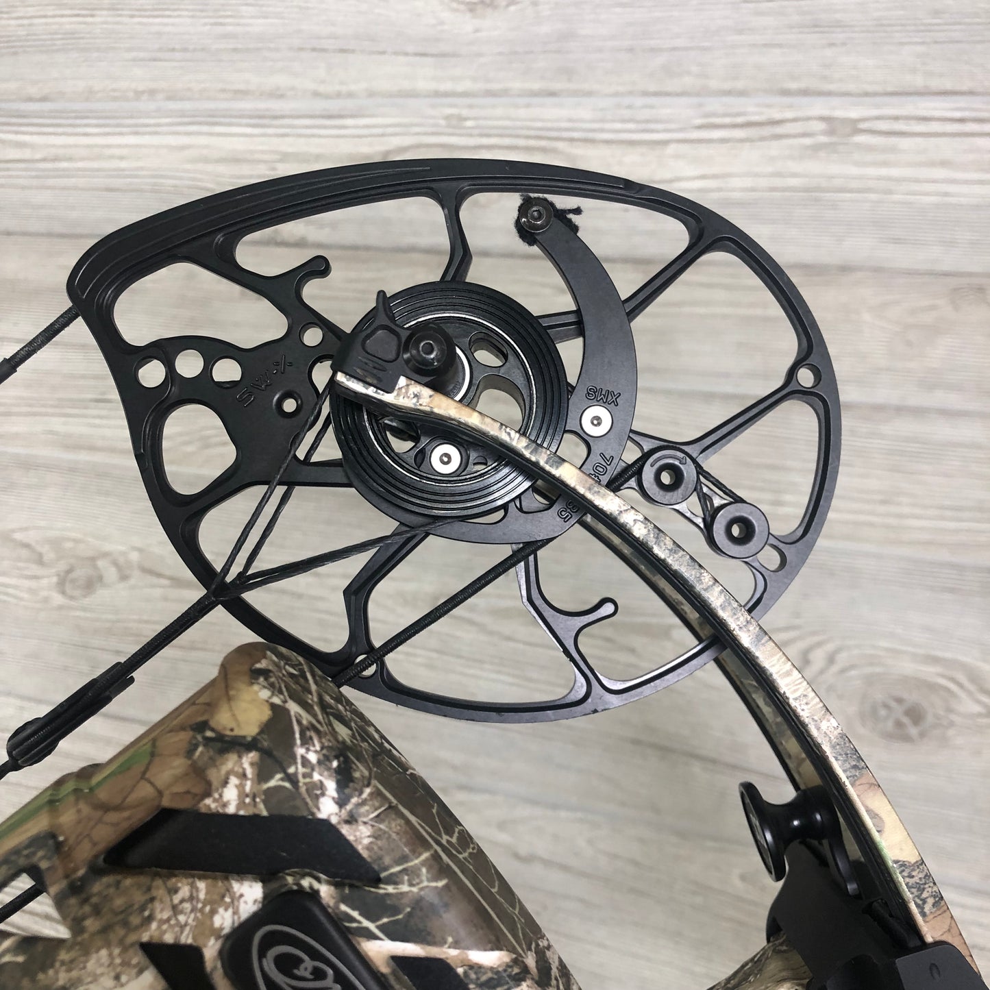 Mathews Lift 33 Realtree Edge Package ( mathews accessories)