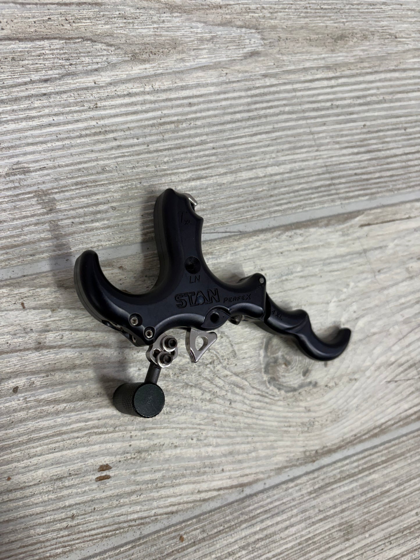 Used Stanlowski Perfex Thumb Release Size XL