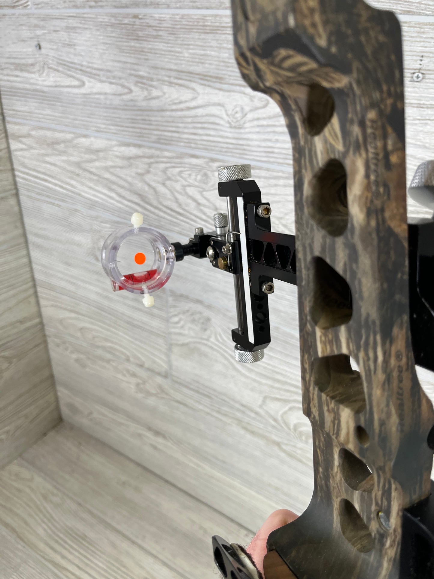 Used Mathews Conquest 2 29" 60lb Right Handed Bow Package