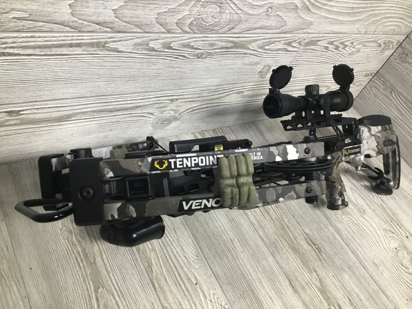 Used Tenpoint Venom X Vektra Camo Package