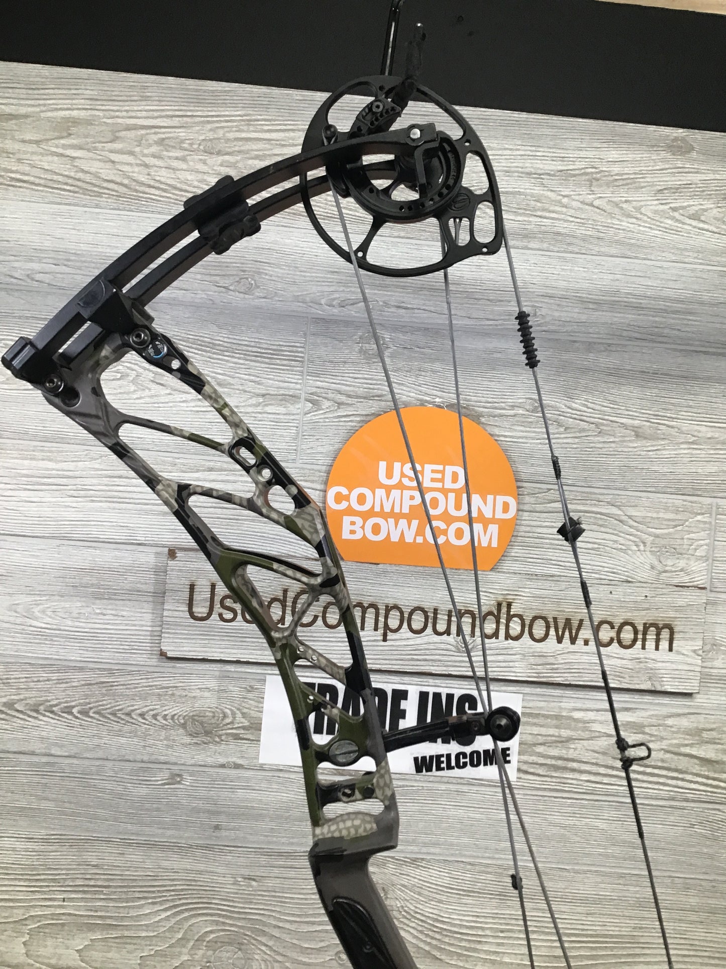 Elite Kure Camo Right Hand 60-70lbs