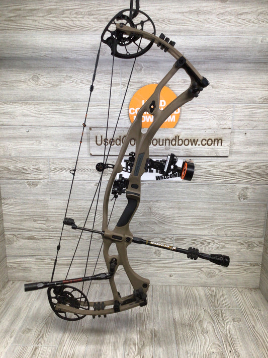 Used Hoyt RX-7 Ultra Left Hand buckskin 28.5/60-70# Package