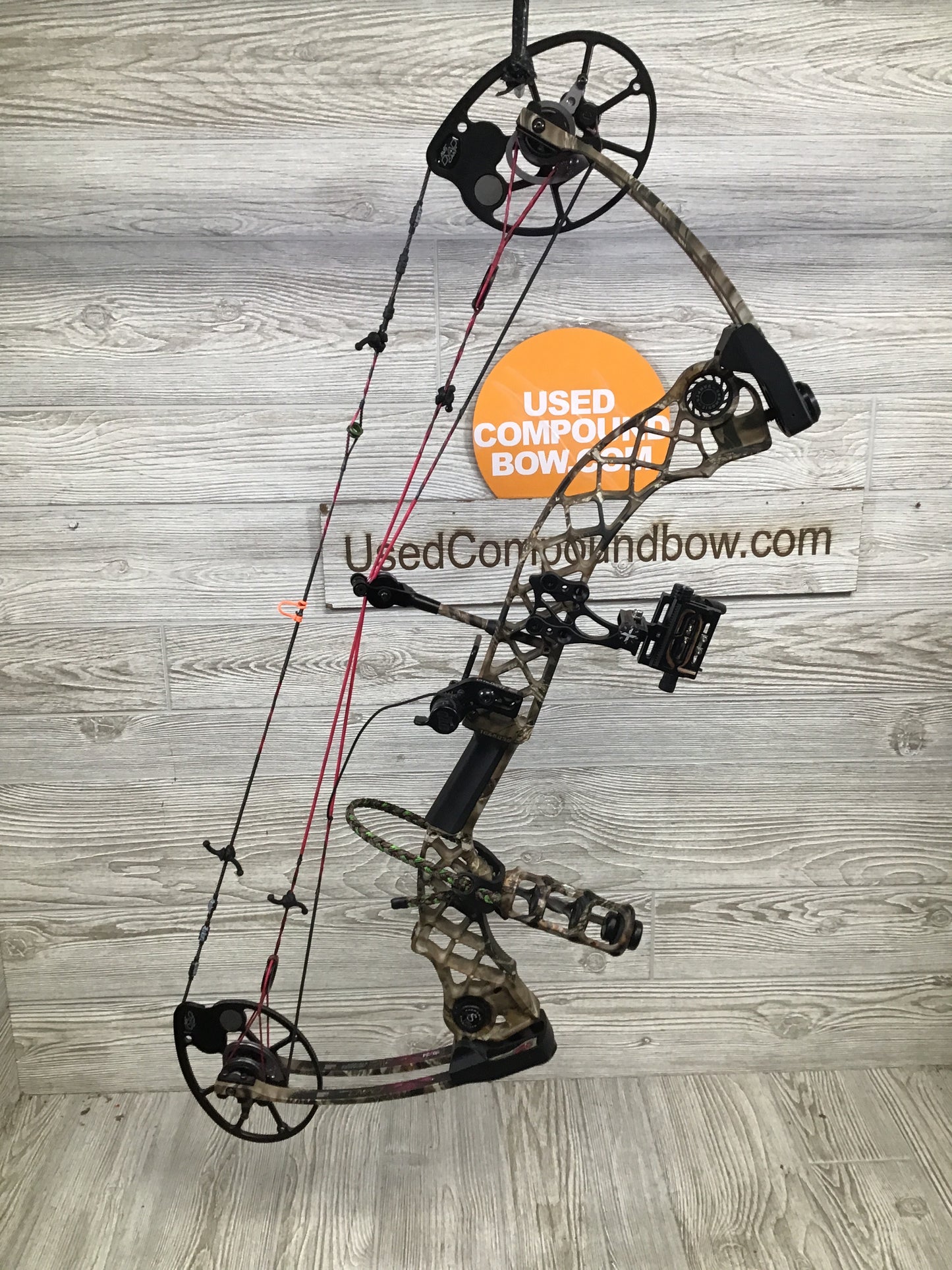 Used Mathews Chill SDX 28.5/50 lost camo Package Right Handed