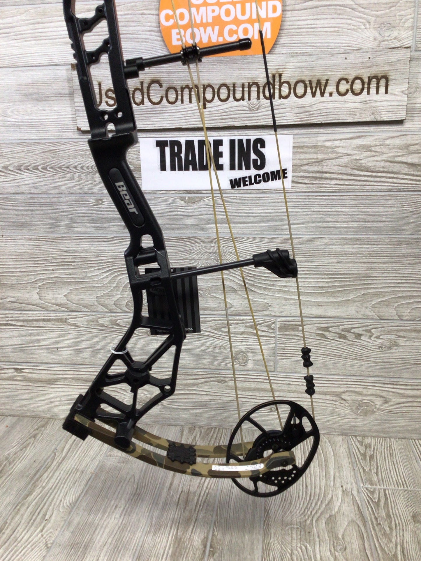 Bear Alaskan XT RH 55-70# Black/Camo