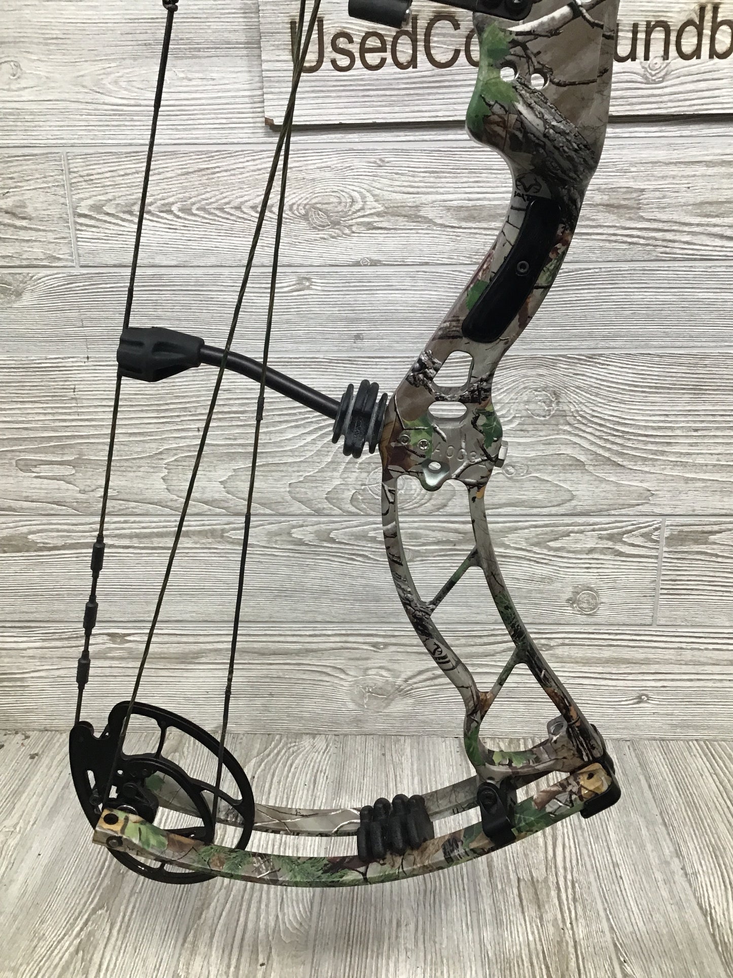 Used Obsession Turmoil 60-70 28" Draw Camo
