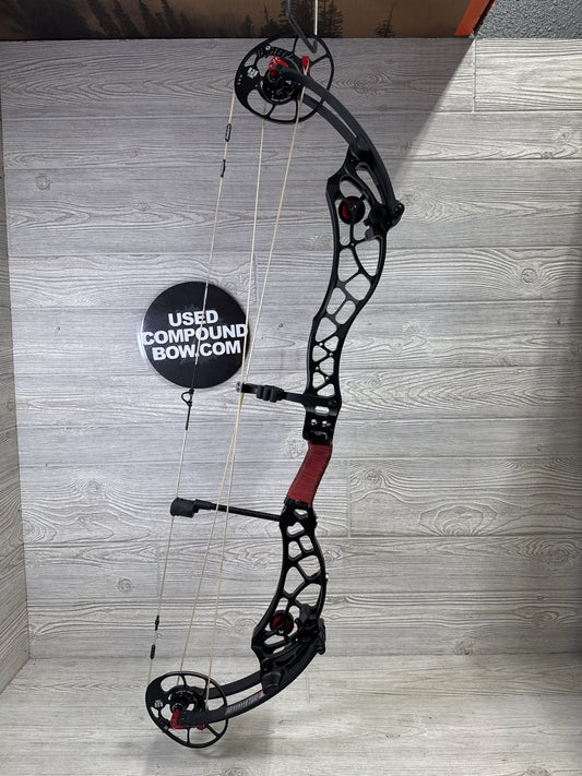 Used Bowtech Reckoning 36 Gen 2 (Long Cam) 60lb Black Bow