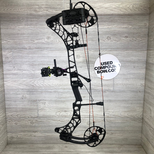 Used Mathews V3 31 Left Hand Black Package CF