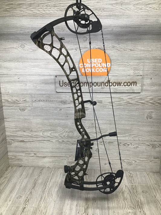 New Xpedition Xlite 33 60-70# Mossy Oak Bottomlands 26"-31"