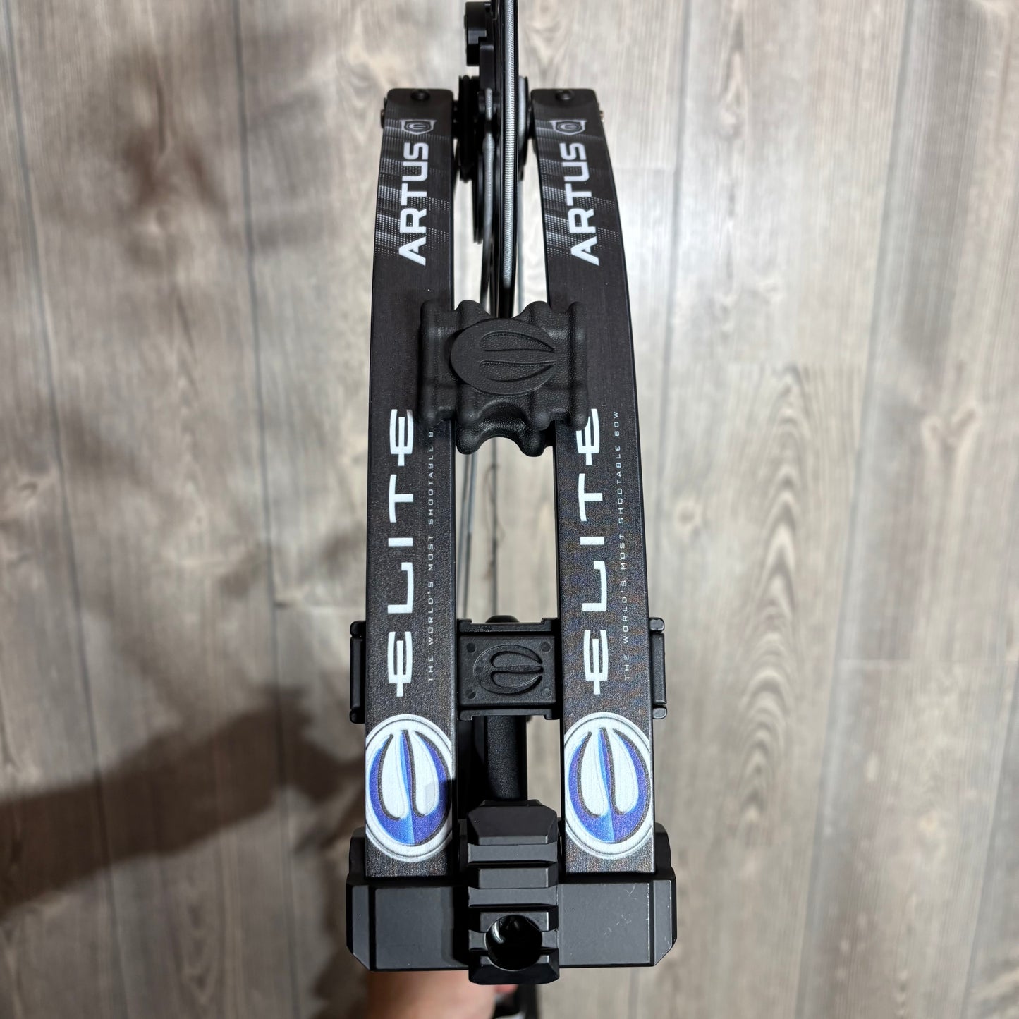Elite Artus Right Hand Black 60-70# Bow