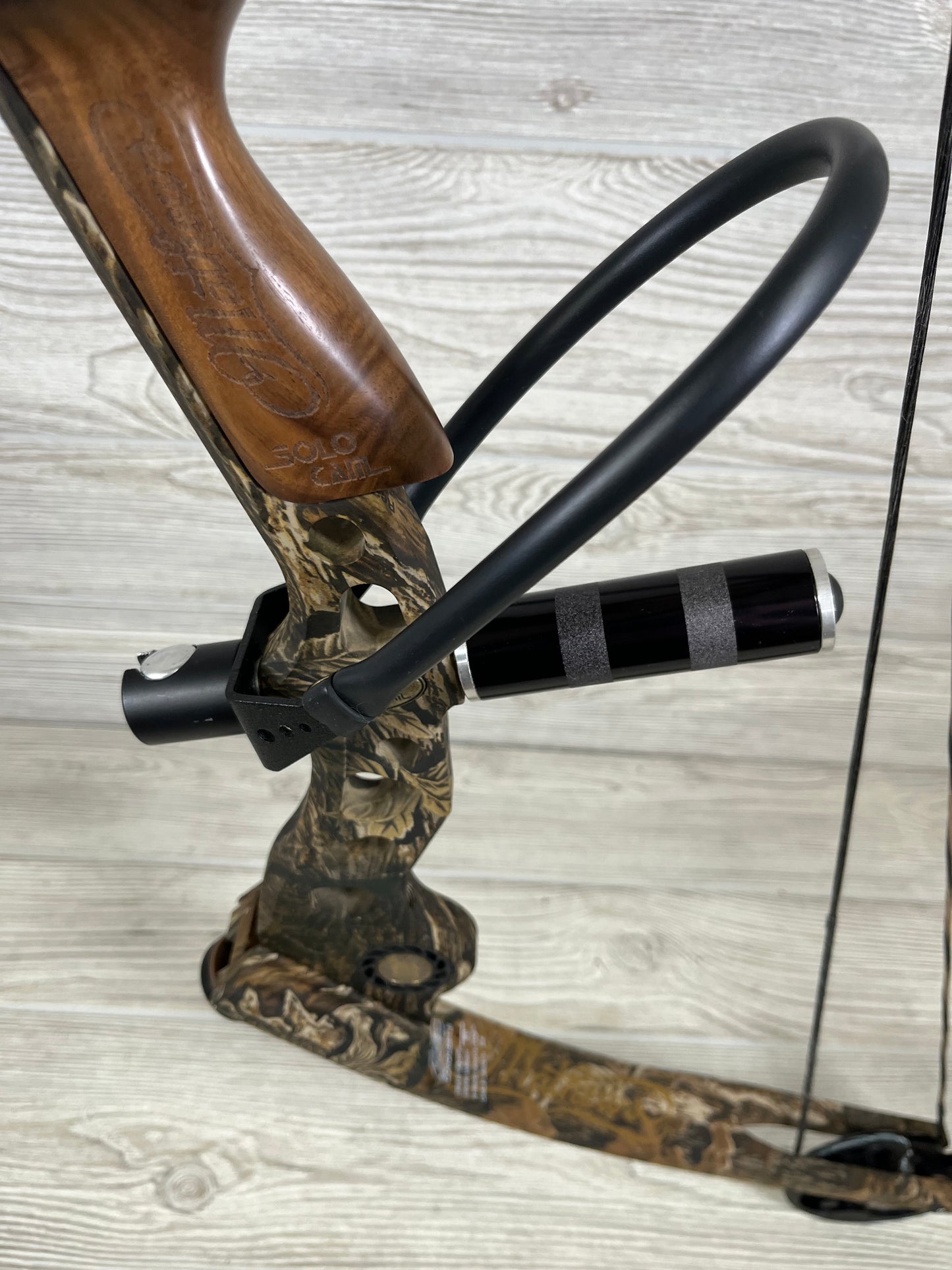 Used Mathews Conquest 2 29" 60lb Right Handed Bow Package