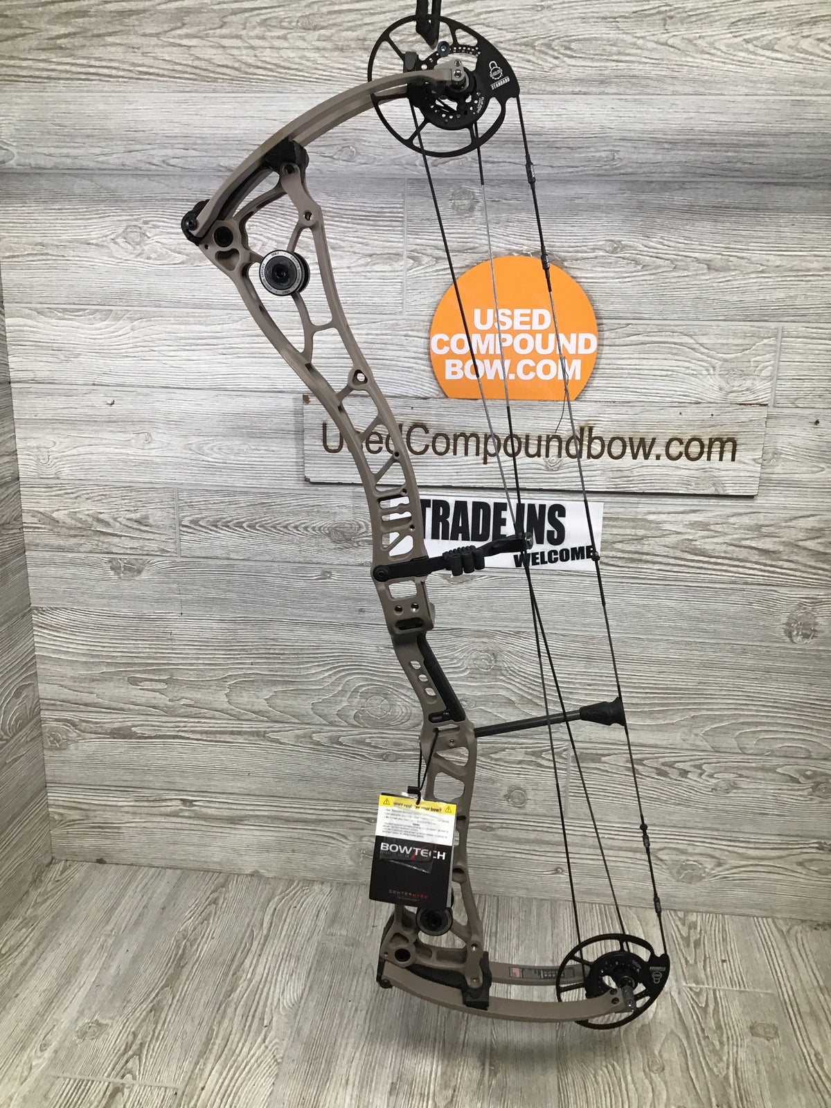 Bowtech Proven 34 Sandstone Medium Cam Left Handed 25-30" 60-70lbs