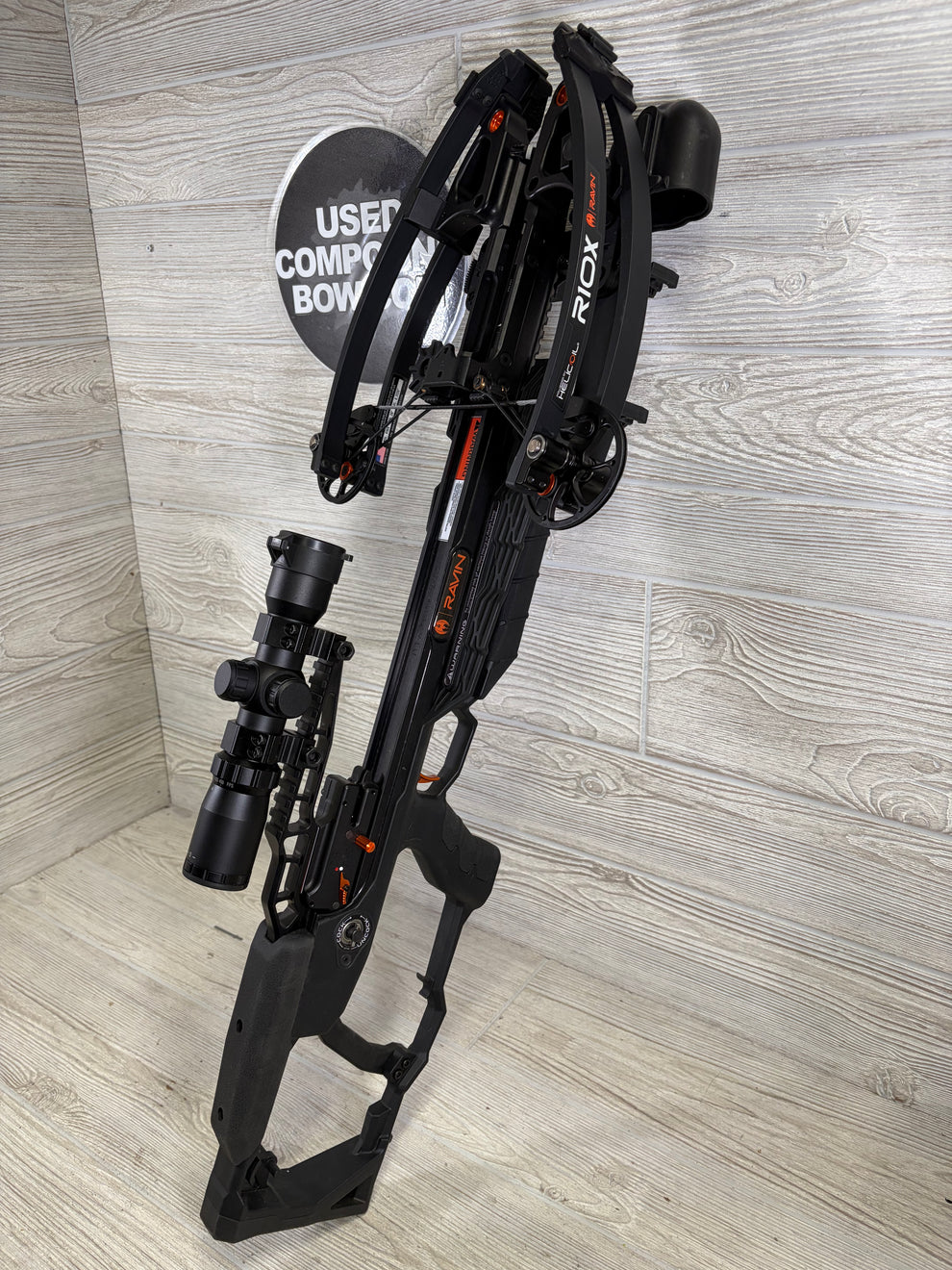 Used Ravin R10X Black Crossbow Package BRAND NEW STRING SET ...