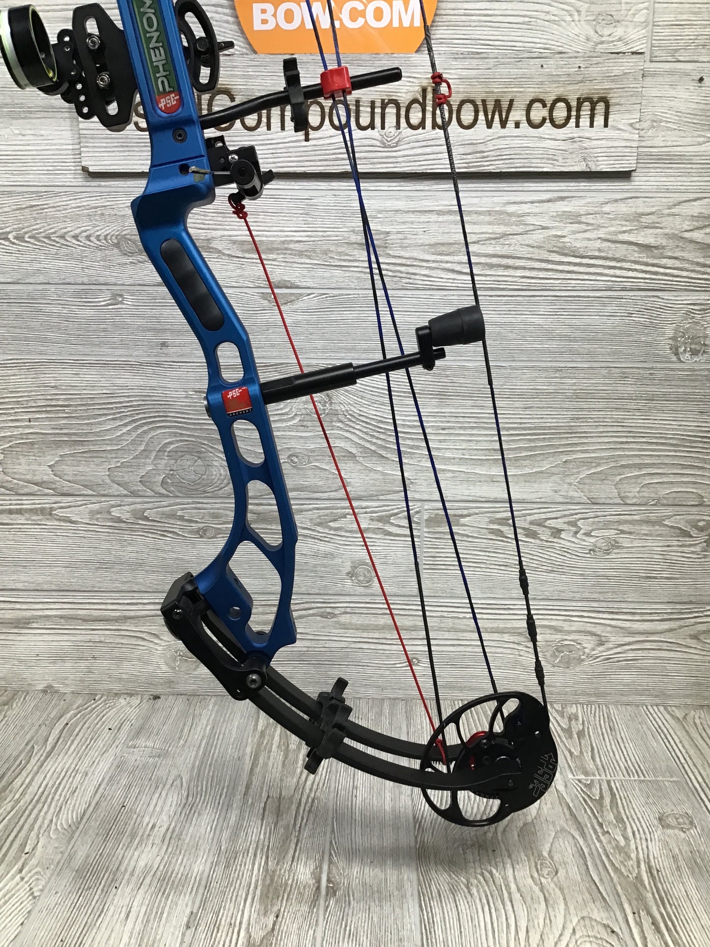 PSE Phenom SD Target Bow Package 60 lb max