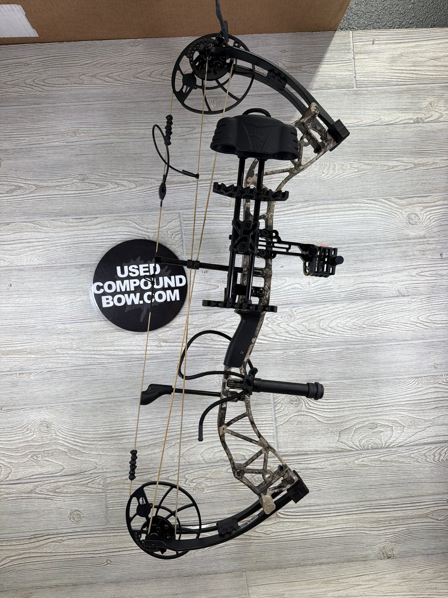 Bear Whitetail Legend XR 70# Right Hand Package