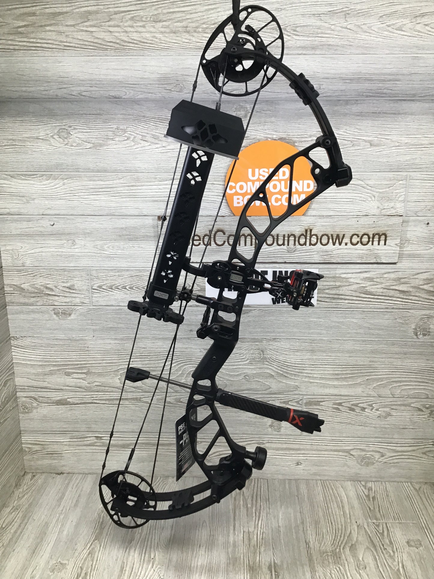 NEW IN BOX W/WARRANTY PSE OMEN - BLACK - 70 - RH - EC2 Package