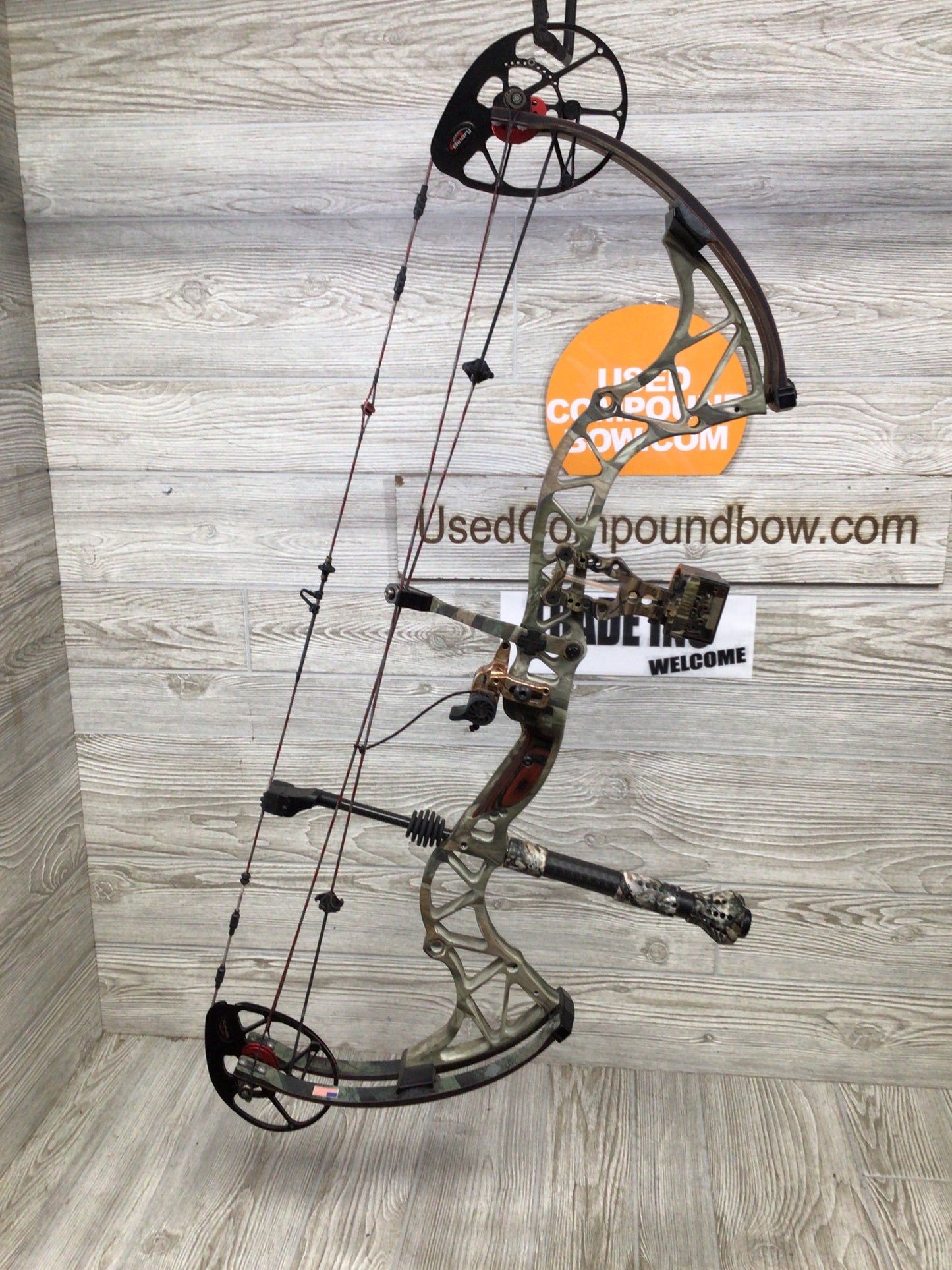 Used Bowtech Invasion 60-70# Right Handed Package