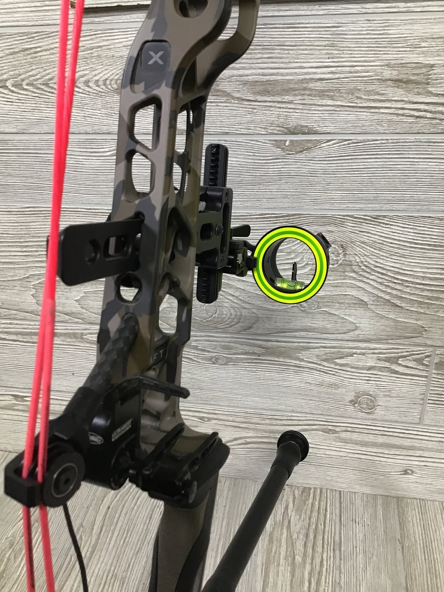 LOADED!! Used Mathews LIFT X 29.5 Left Hand Bottomland PKG