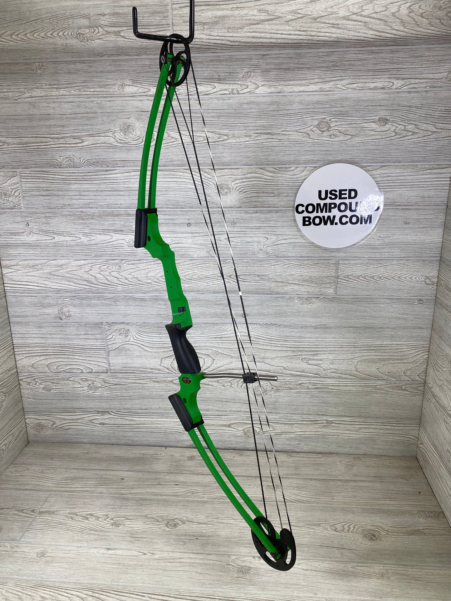 Genesis Right Handed bow Green