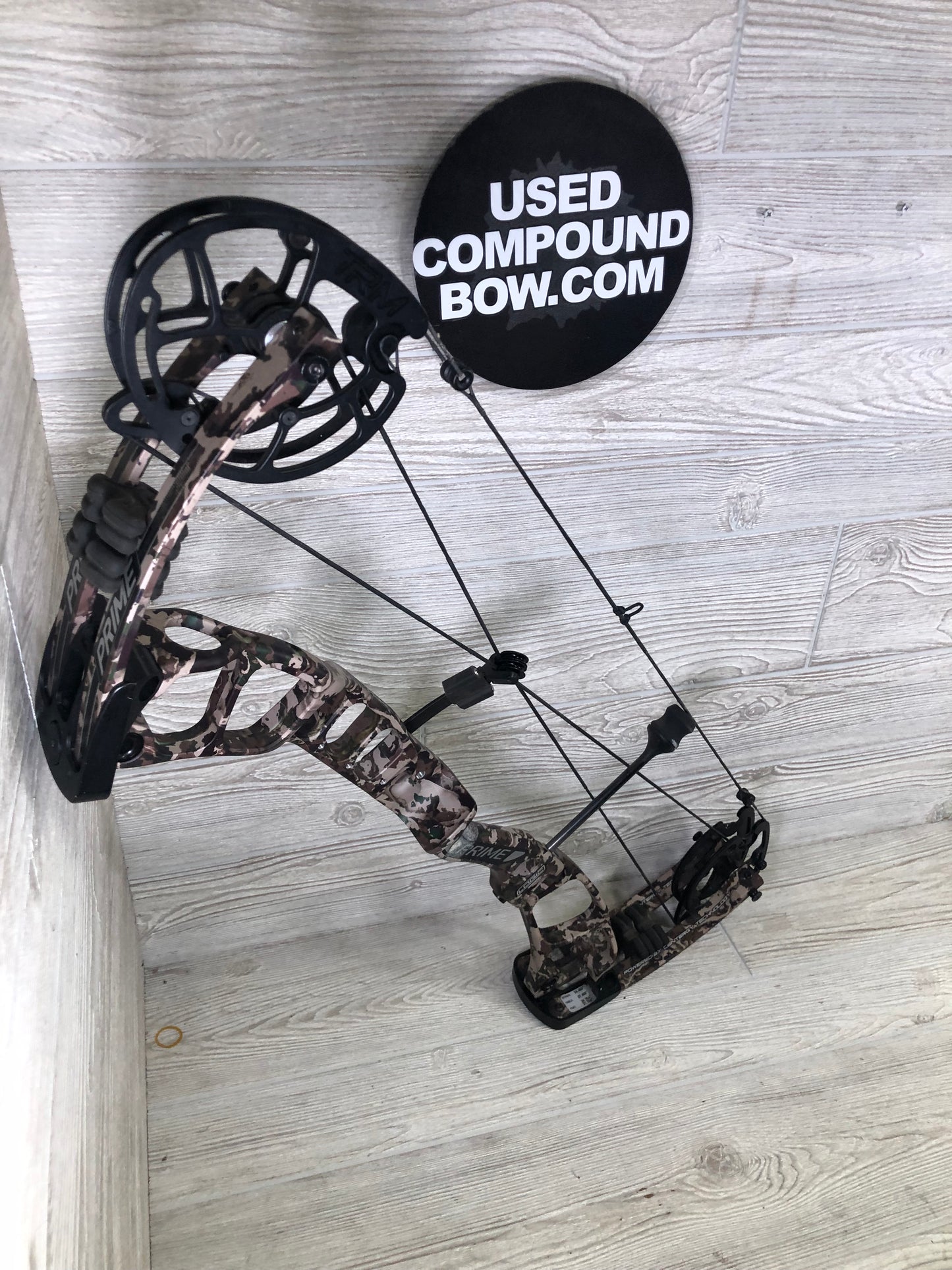 Prime Logic First Lite Camo RH 65lbs 28.5" Draw Bow