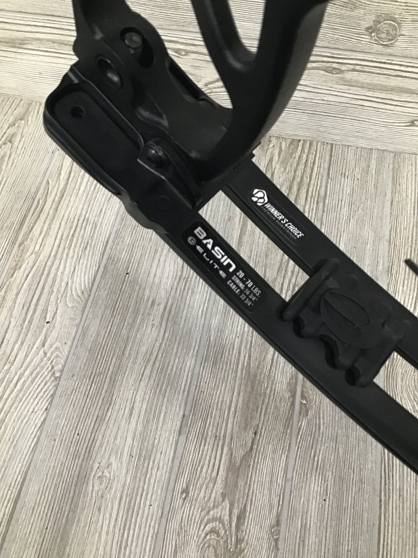 Elite Basin LH Black 20-70lbs Bow Pkg