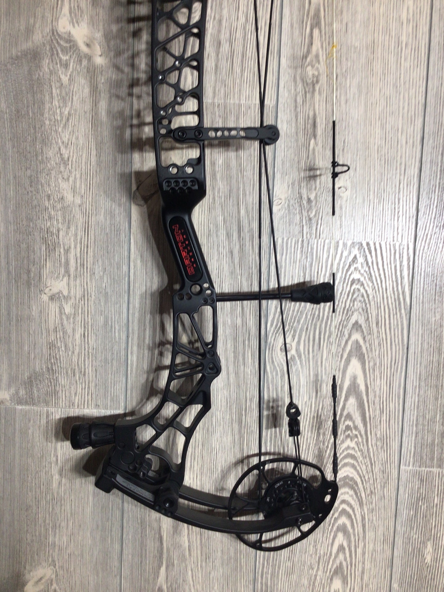 Darton Sequel 31 ST2 LH Black