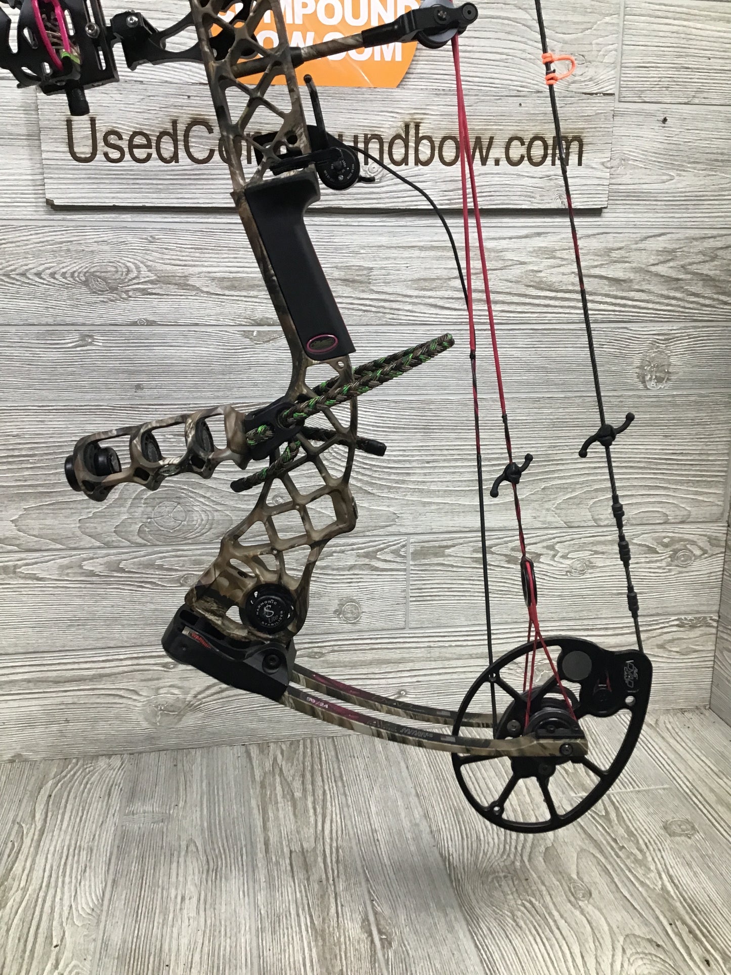 Used Mathews Chill SDX 28.5/50 lost camo Package Right Handed