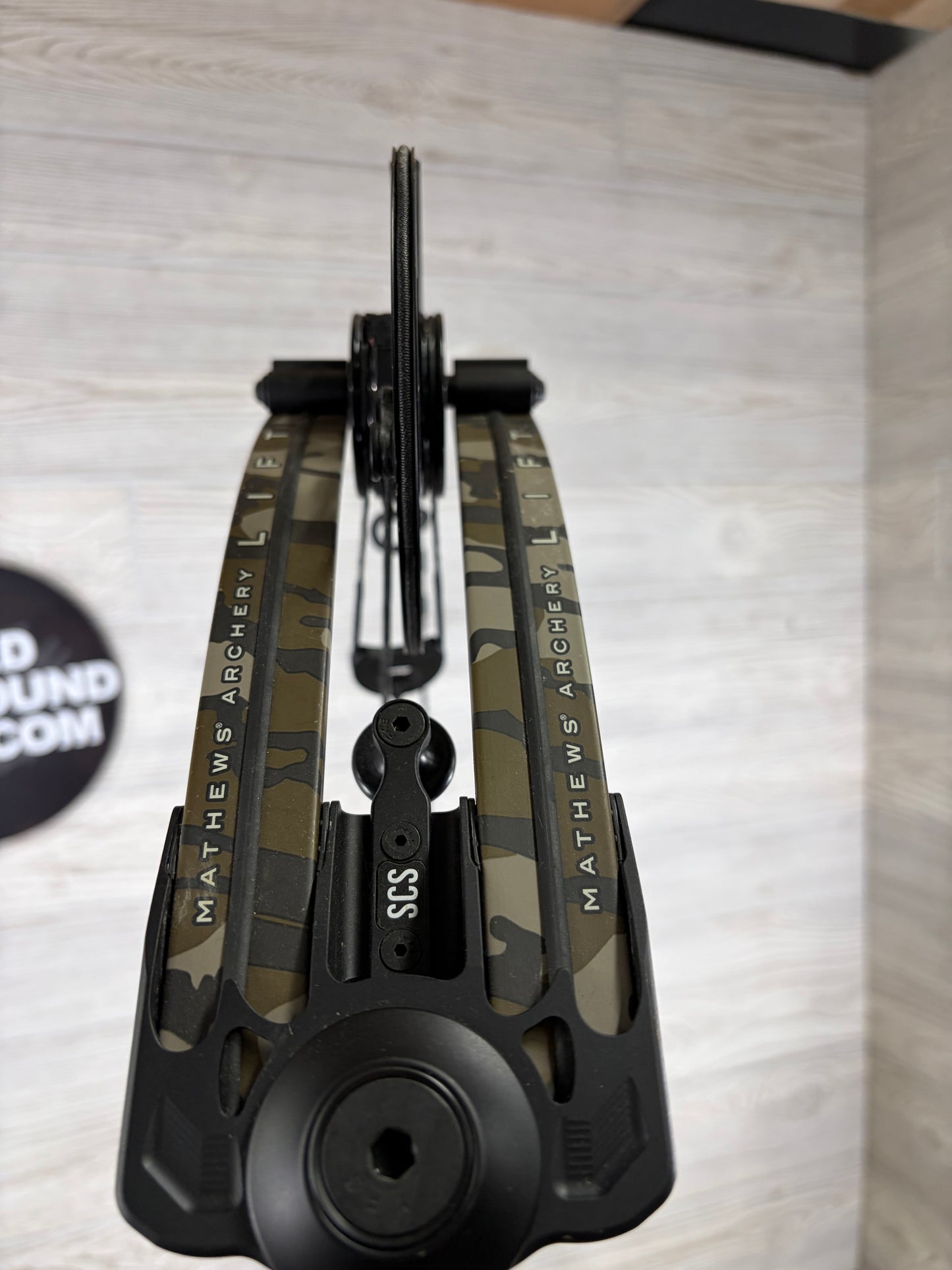 Used Mathews Lift 29.5 Mossy Oak Bottomlands Right Hand