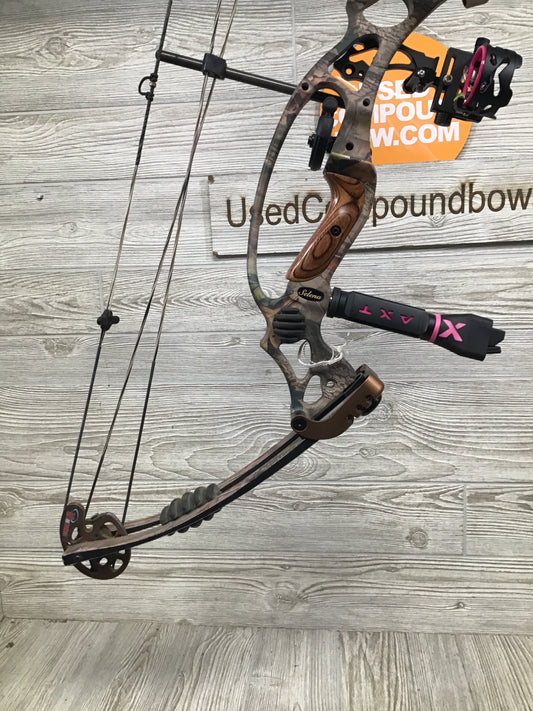 Hoyt Selena Left Handed package 22.5-25" 40-50# camo