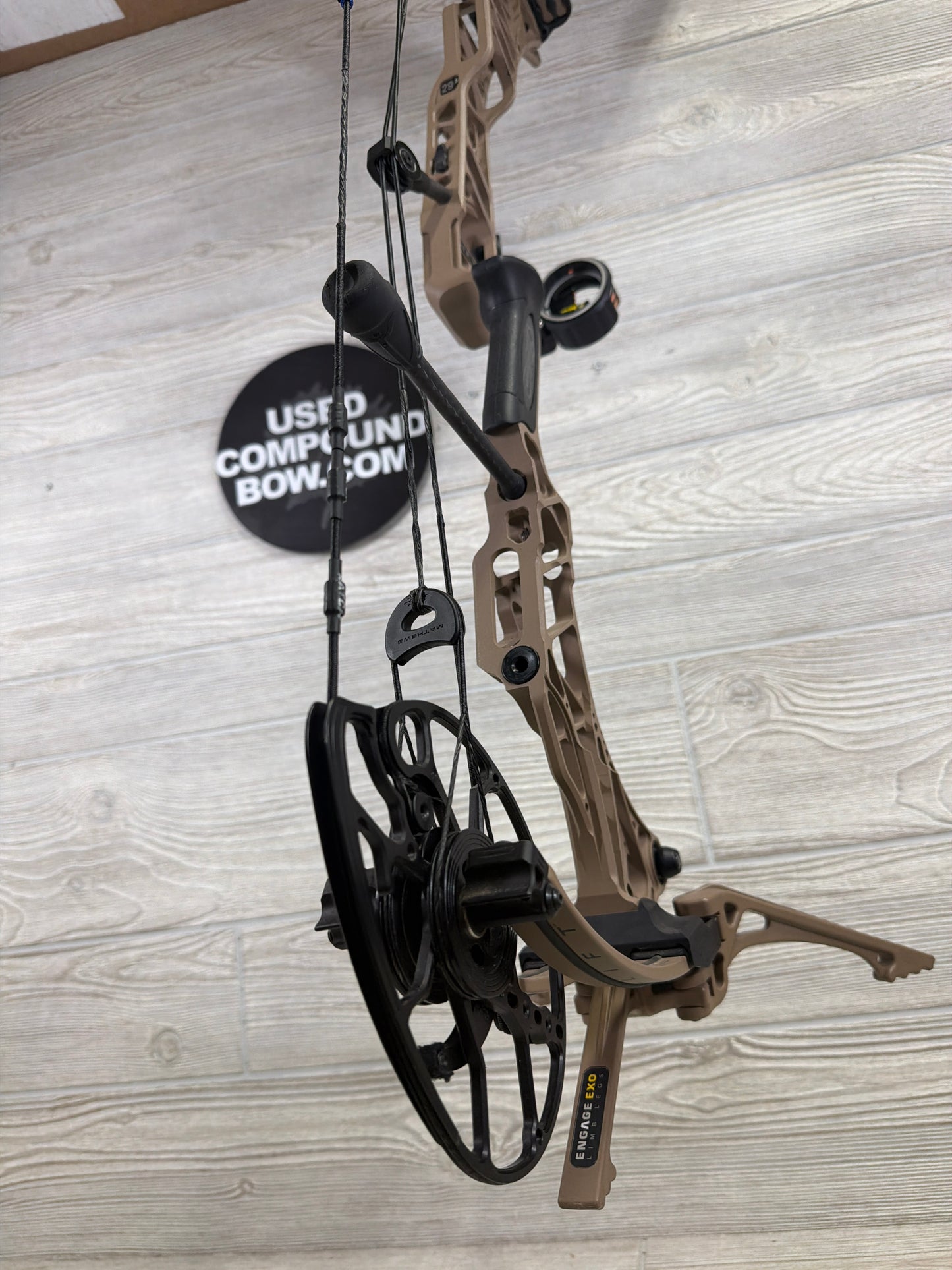 Mathews Lift 29.5 Left Handed Earth, Limb Legs exo Earth, And Mathews Axcel 5 pin sight