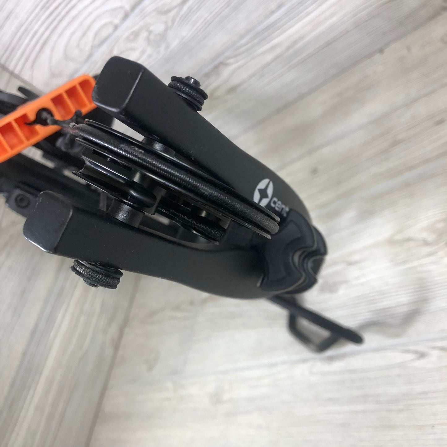 CenterPoint Dagger 405 CF