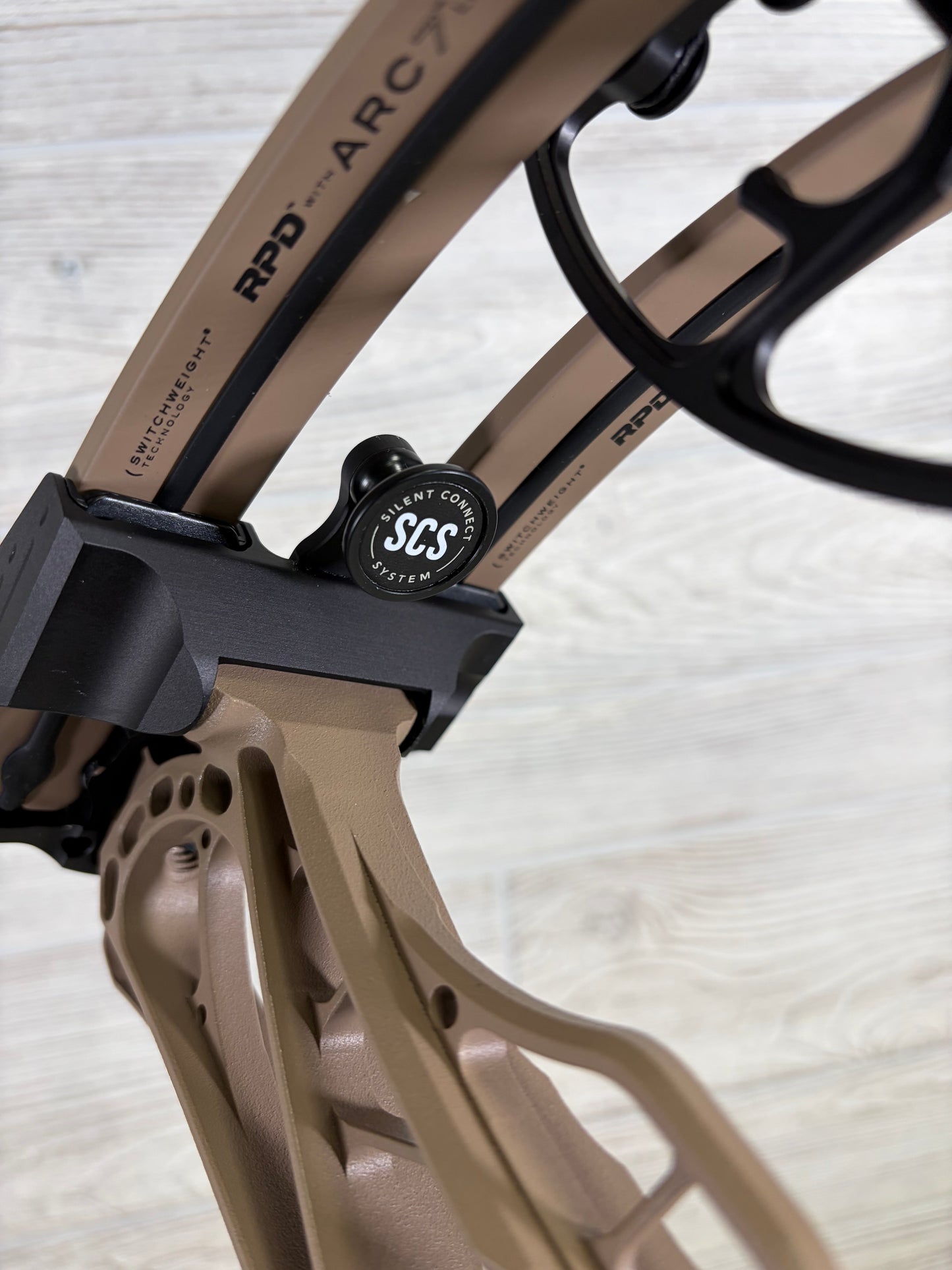 Used Mathews Lift X 29.5 Right Handed Earth with Mathews MX2 Rest