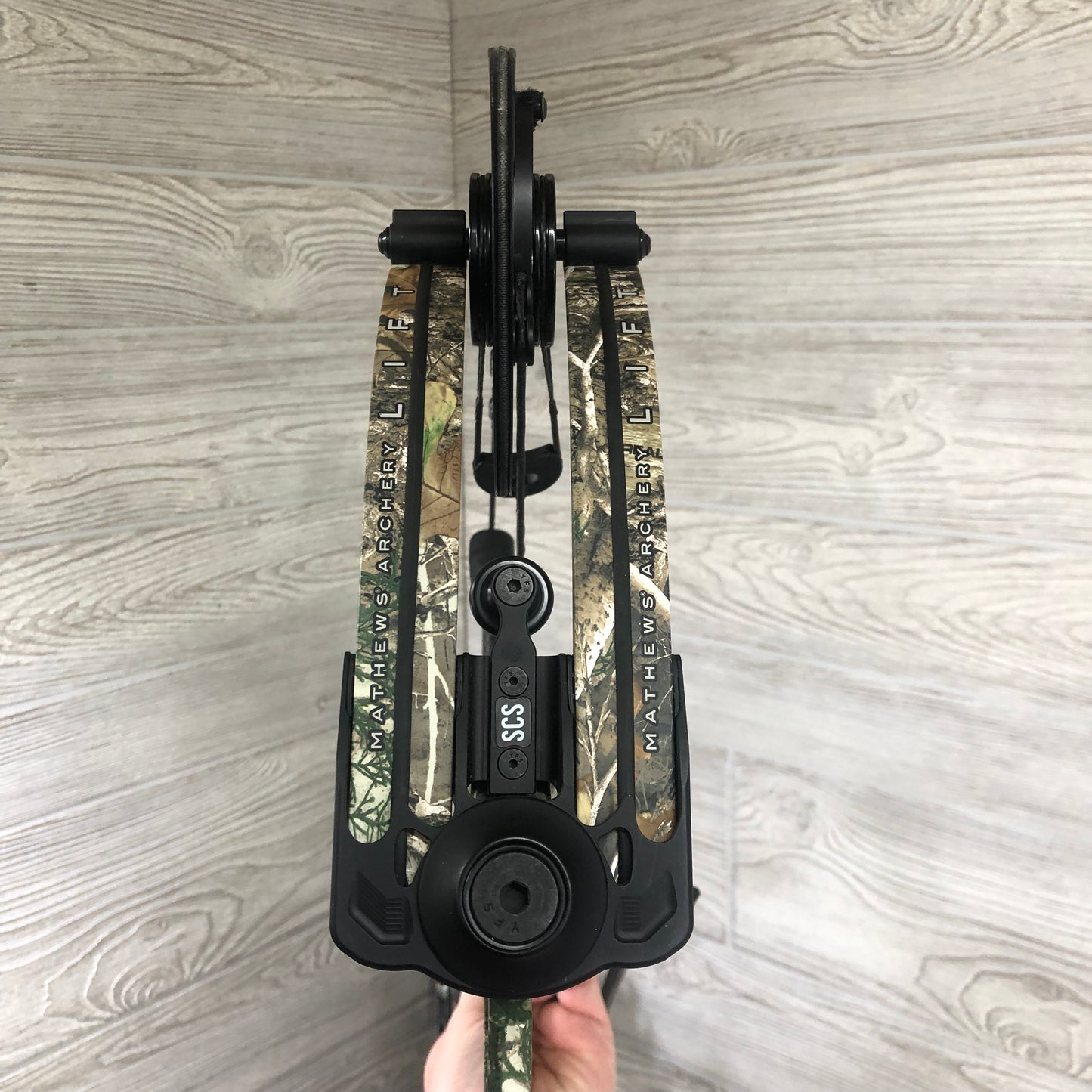 Mathews Lift 33 Realtree Edge Package ( mathews accessories)