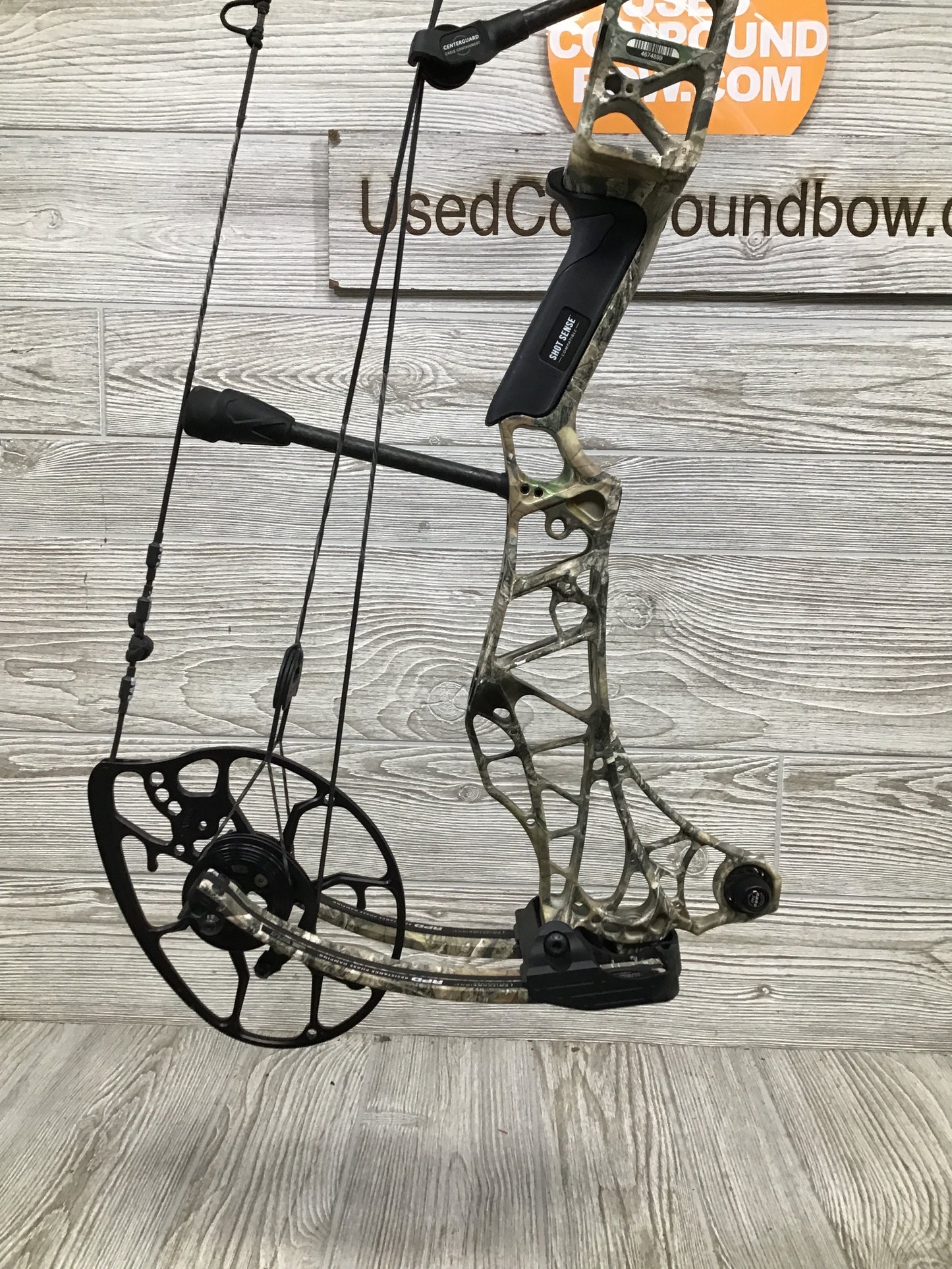 Used Mathews Lift 29.5 RH Realtree edge 29.5/70 GAS systm X strings